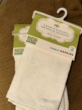 Martha Stewart White Damask Fabric Napkins - Set of 2